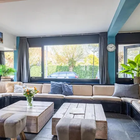 De Watersport Groepsaccommodatie - 30 Pers Vakantiehuis