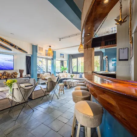 De Watersport Groepsaccommodatie - 30 Pers בית נופש