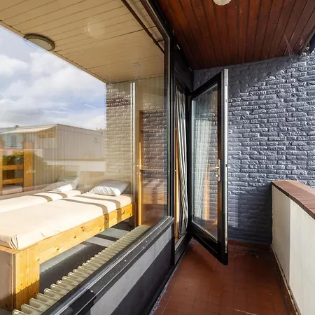 בית נופש De Watersport Groepsaccommodatie - 30 Pers