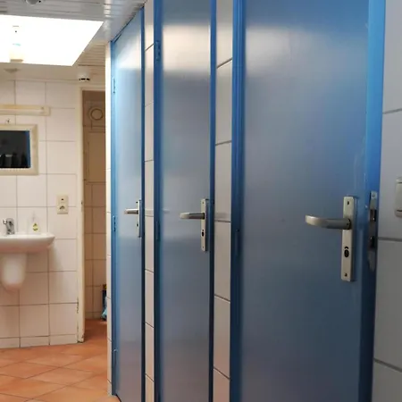 De Watersport Groepsaccommodatie - 30 Pers Vakantiehuis Kaag