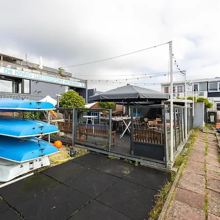 De Watersport Groepsaccommodatie - 30 Pers Vakantiehuis *