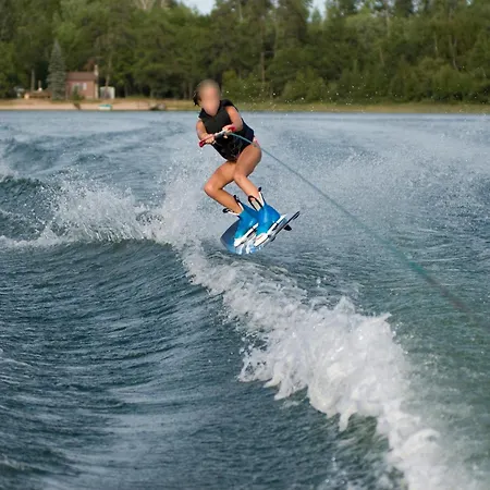 De Watersport Groepsaccommodatie - 30 Pers Kaag