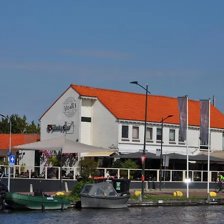 De Watersport Groepsaccommodatie - 30 Pers * Kaag
