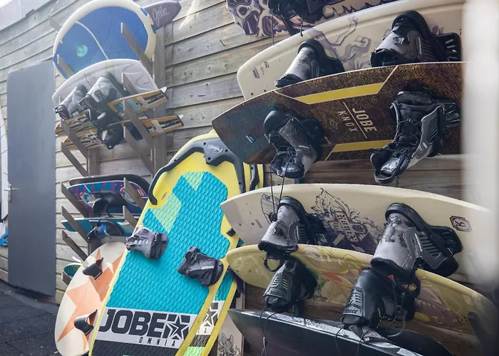 De Watersport Groepsaccommodatie - 30 Pers Holiday home