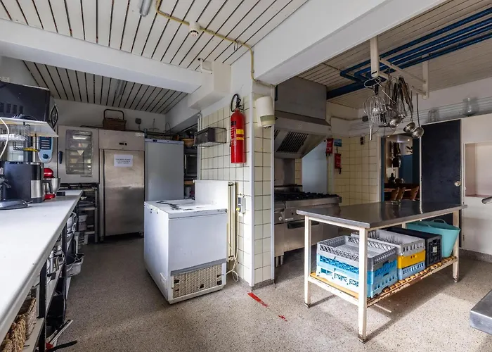 Holiday home De Watersport Groepsaccommodatie - 30 Pers Kaag