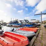 Casa vacanze De Watersport Groepsaccommodatie - 30 Pers *
