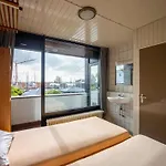 De Watersport Groepsaccommodatie - 30 Pers Casa vacanze Kaag